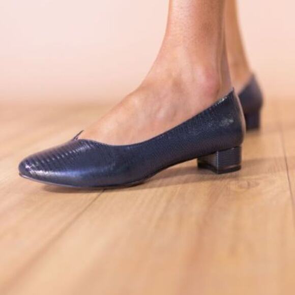 J.Renee Size 10m Navy Bambalina Lizard Print low Block Heel Pumps Comfort Style - Picture 12 of 12